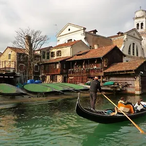 Renato House Venise